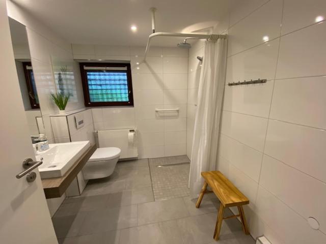 Alb 74 Apartment วัลด์บรอนน์ ภายนอก รูปภาพ